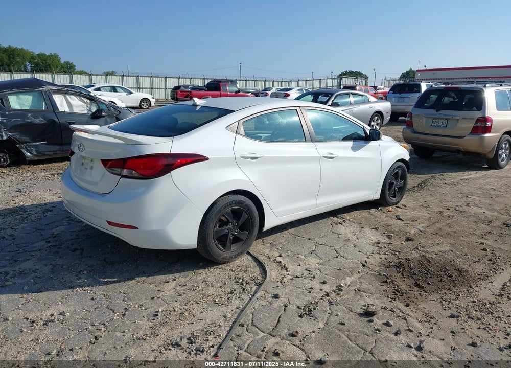 2015 HYUNDAI ELANTRA SE VIN: 5NPDH4AE7FH620447