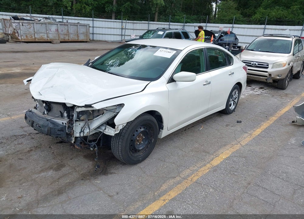 2013 NISSAN ALTIMA VIN: 1N4AL3AP4DC230952