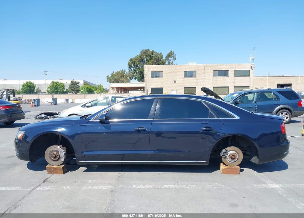 2012 AUDI A8 L VIN: WAURVAFD4CN016182