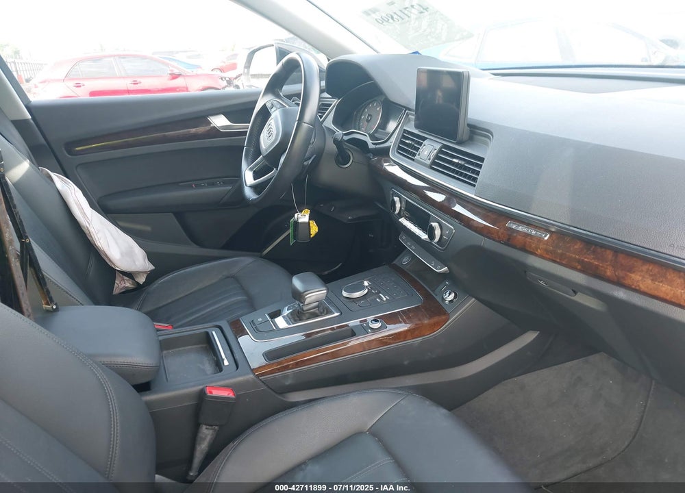 2020 AUDI Q5 VIN: WA1ANAFY9L2043425
