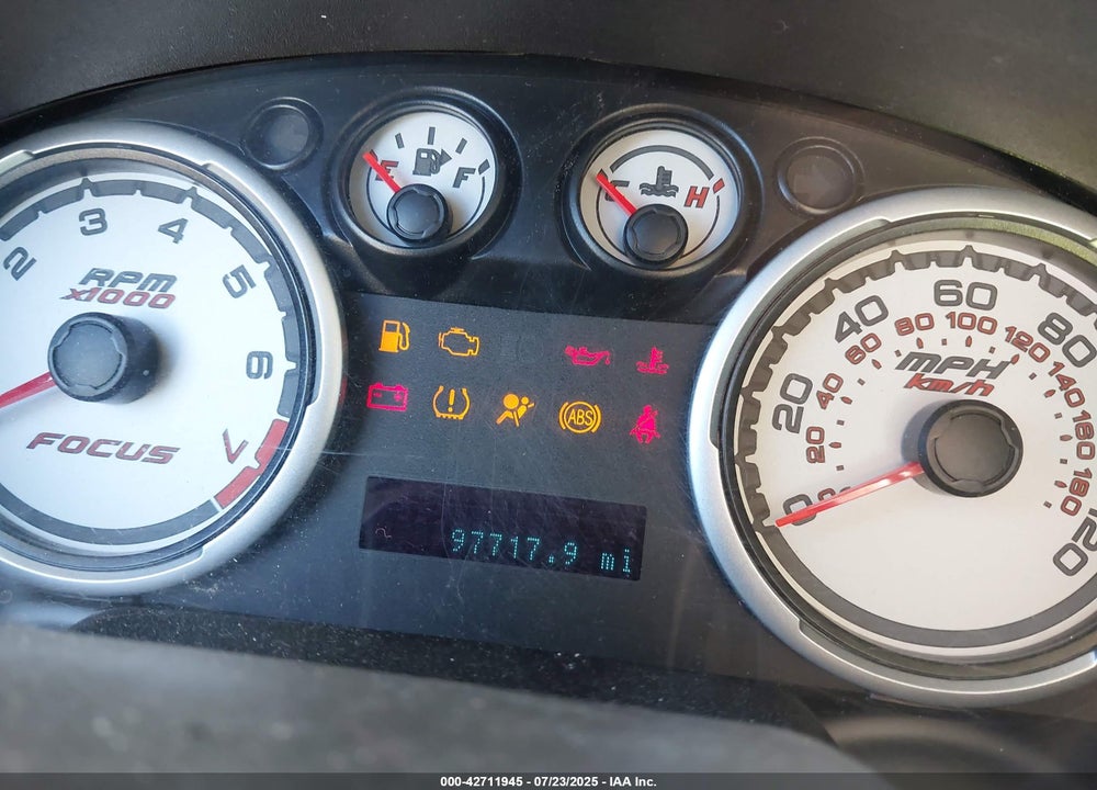 2011 FORD FOCUS VIN: 1FAHP3ENXBW127686