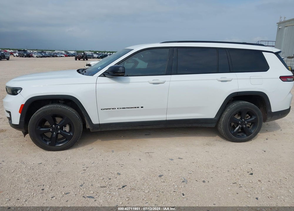 2023 JEEP GRAND CHEROKEE L VIN: 1C4RJKAG8P8848019