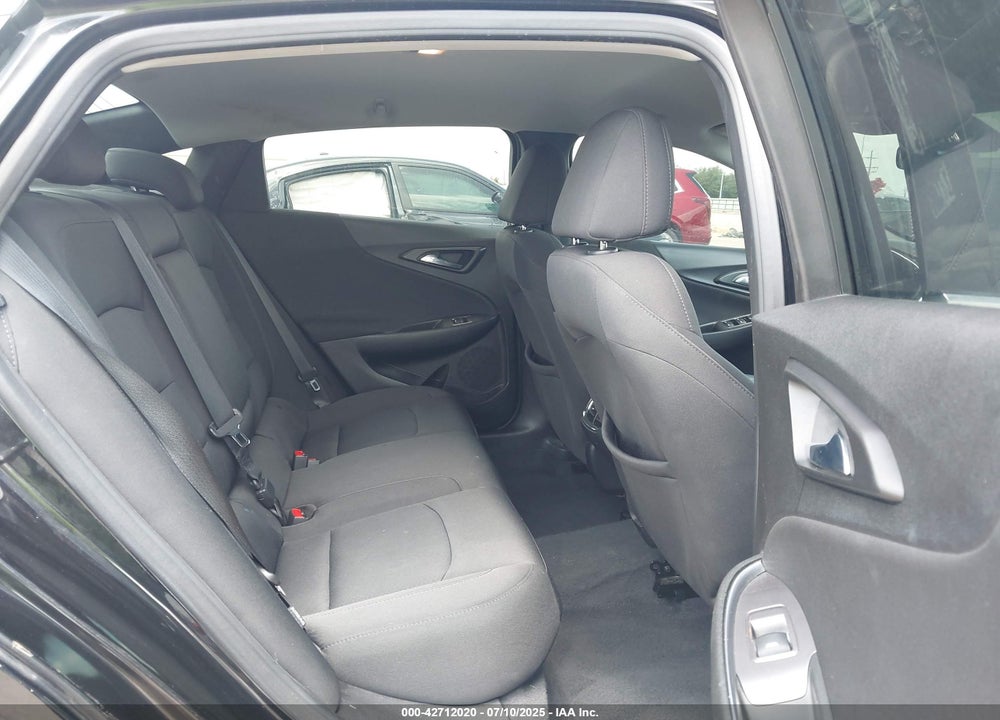 2019 CHEVROLET MALIBU VIN: 1G1ZD5ST7KF184913