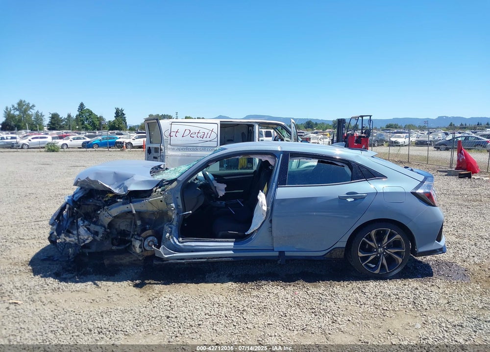 2019 HONDA CIVIC VIN: SHHFK7H48KU415347
