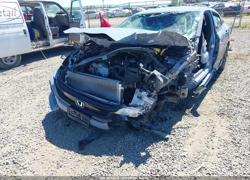 2019 HONDA CIVIC VIN: SHHFK7H48KU415347