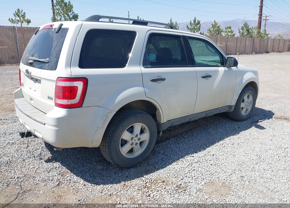 2011 FORD ESCAPE XLT VIN: 1FMCU9DGXBKA93027