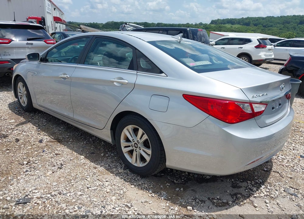 2011 HYUNDAI SONATA GLS VIN: 5NPEB4AC8BH006635