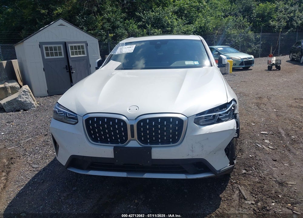 2024 BMW X4 VIN: 5UX33DT02R9W73855