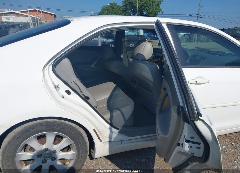 2007 TOYOTA CAMRY XLE V6 VIN: 4T1BK46K17U537185