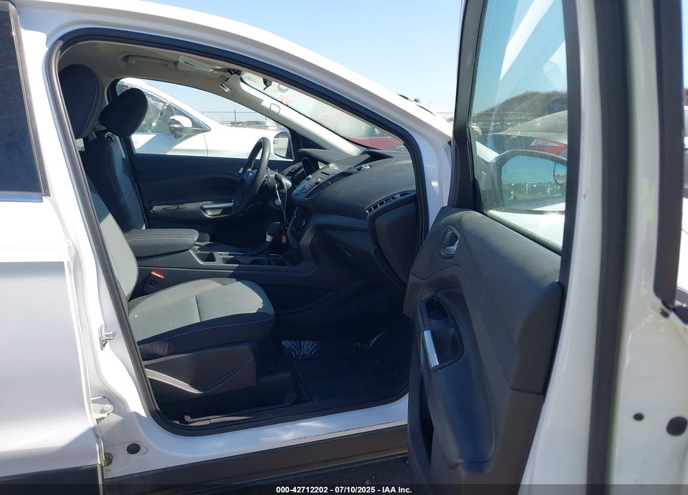 2017 FORD ESCAPE VIN: 1FMCU0GD2HUA54748