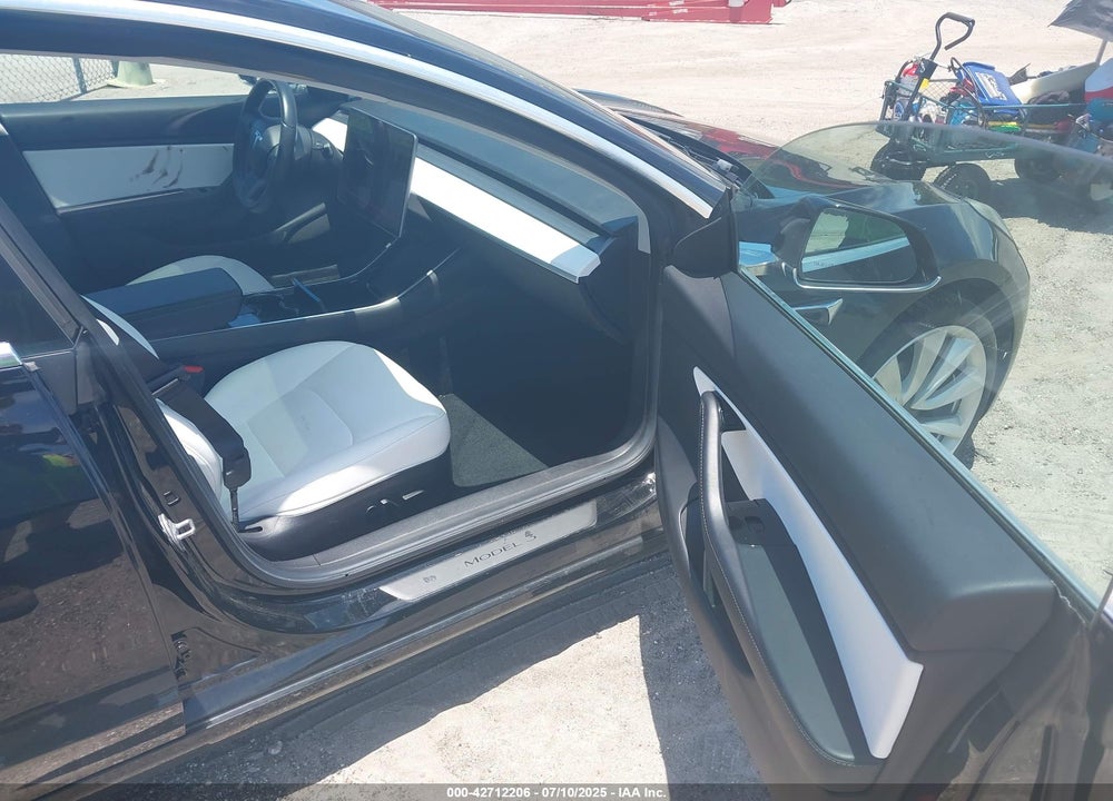 2019 TESLA MODEL 3 LONG RANGE/PERFORMANCE VIN: 5YJ3E1EB8KF393295