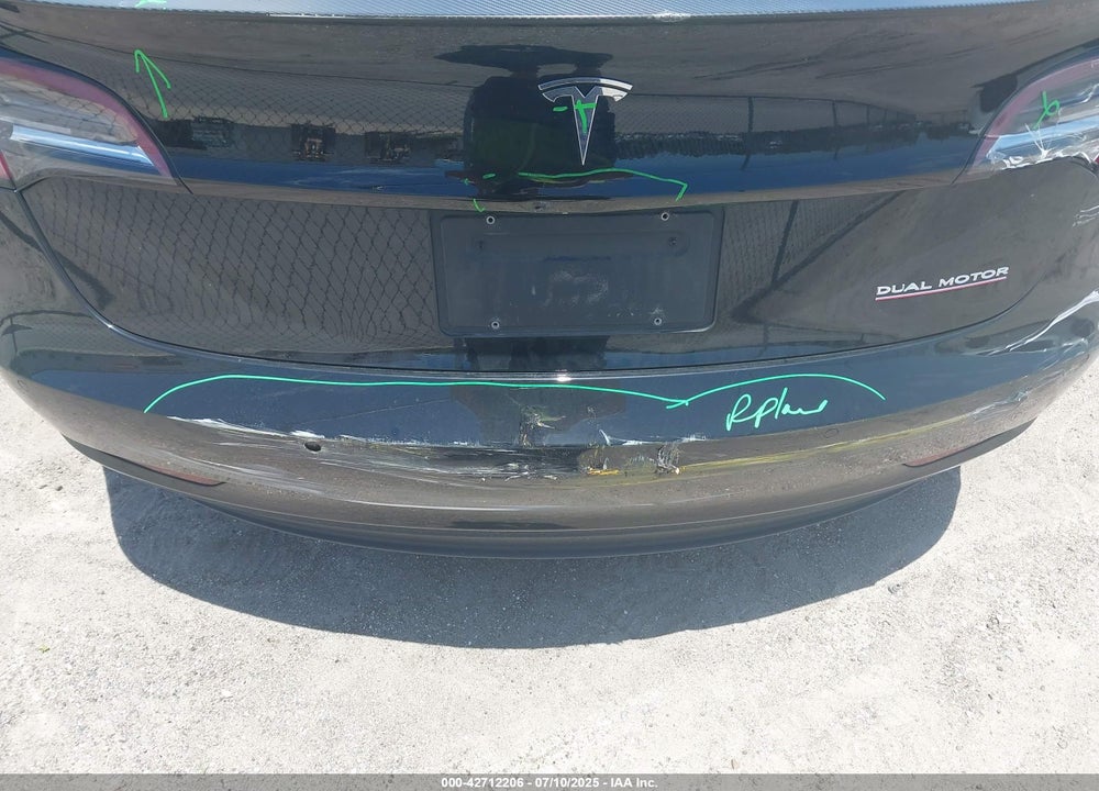 2019 TESLA MODEL 3 LONG RANGE/PERFORMANCE VIN: 5YJ3E1EB8KF393295