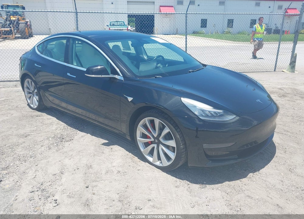 2019 TESLA MODEL 3 LONG RANGE/PERFORMANCE VIN: 5YJ3E1EB8KF393295