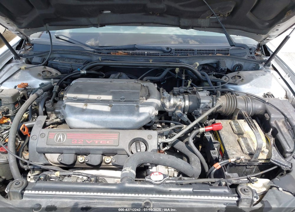 2001 ACURA CL 3.2 TYPE S VIN: 19UYA42641A028275