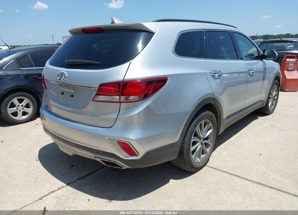 2017 HYUNDAI SANTA FE VIN: KM8SM4HF8HU200993