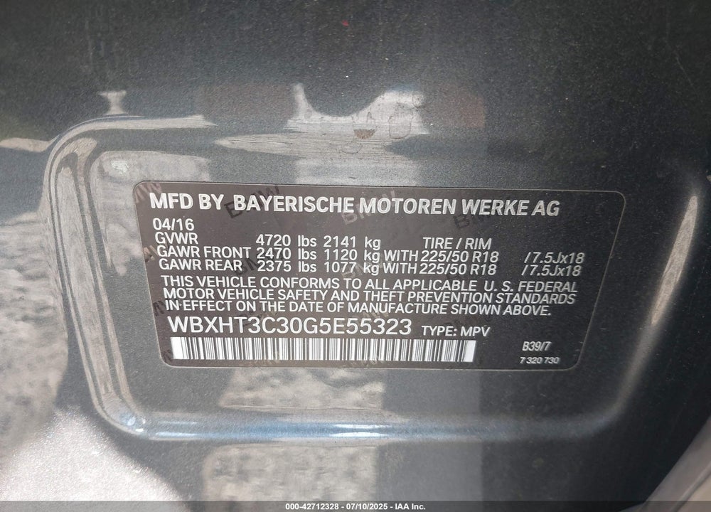 2016 BMW X1 VIN: WBXHT3C30G5E55323