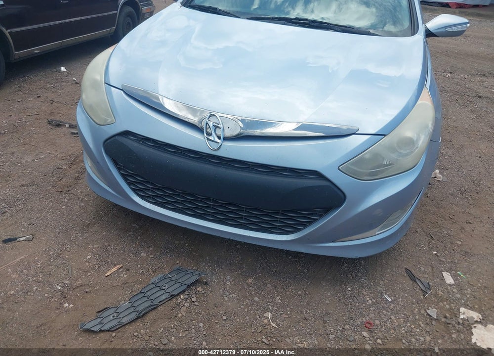 2014 HYUNDAI SONATA HYBRID VIN: KMHEC4A4XEA108614