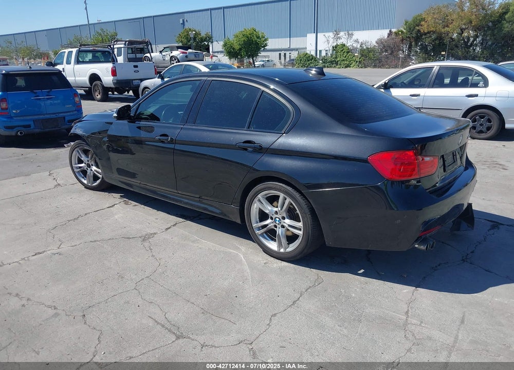 2014 BMW 3 SERIES VIN: WBA3C1C54EK112620