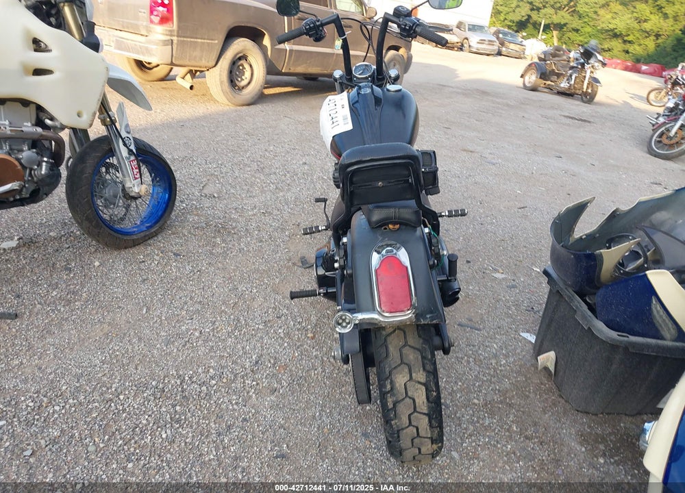2013 HARLEY-DAVIDSON FXS BLACKLINE VIN: 1HD1JPV13DB051805