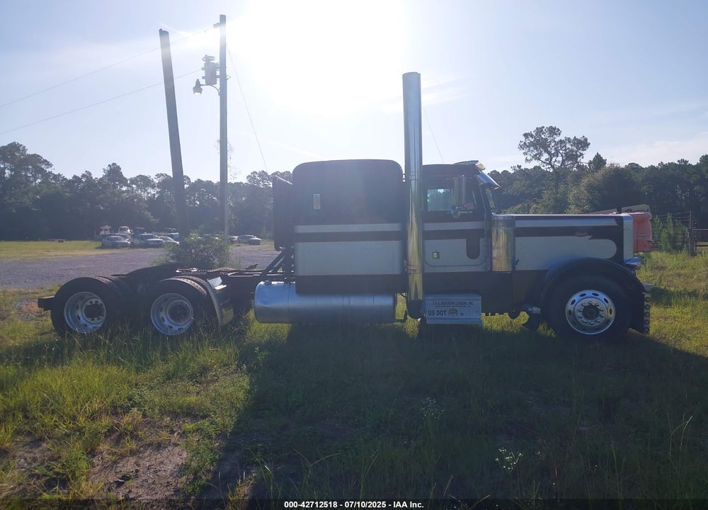 1987 PETERBILT 379 VIN: 1XP5DB9X9HN212155