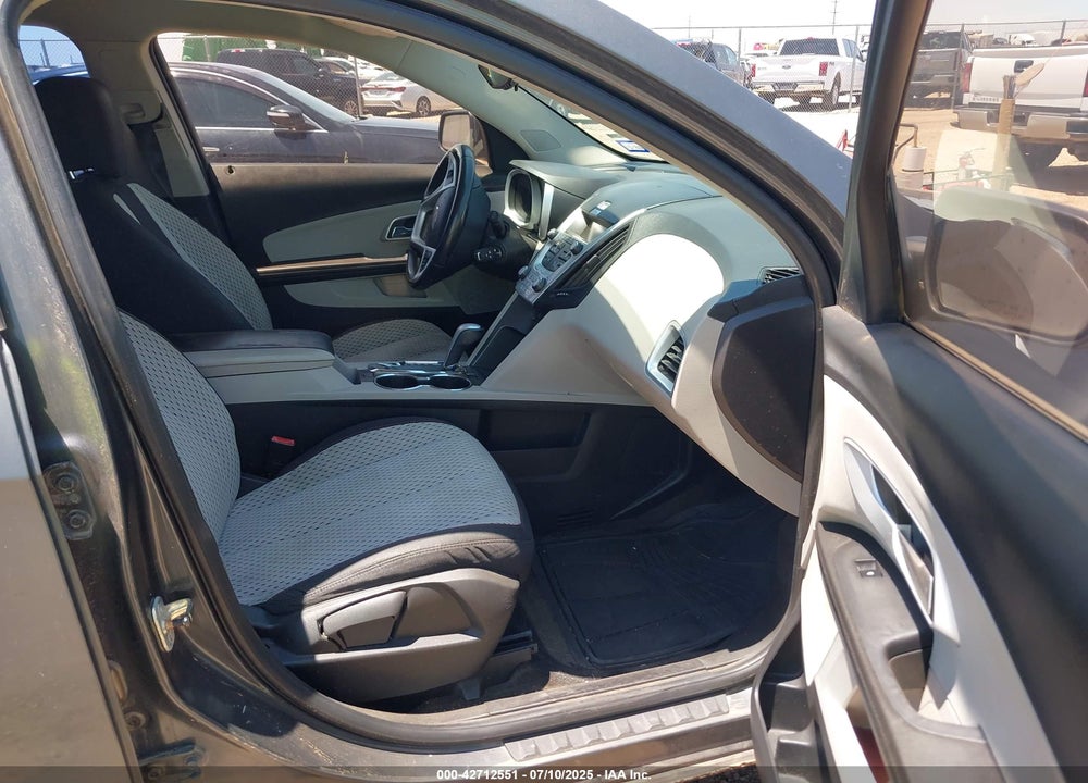2011 CHEVROLET EQUINOX VIN: 2CNALBEC7B6215231
