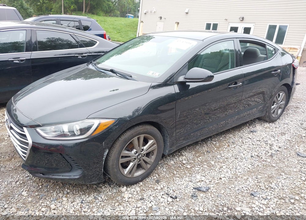 2017 HYUNDAI ELANTRA VIN: 5NPD84LF1HH208047