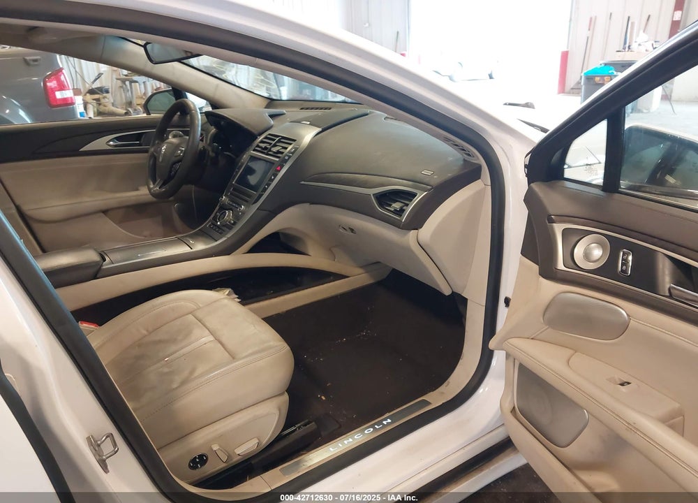 2020 LINCOLN MKZ VIN: 3LN6L5EC7LR612939