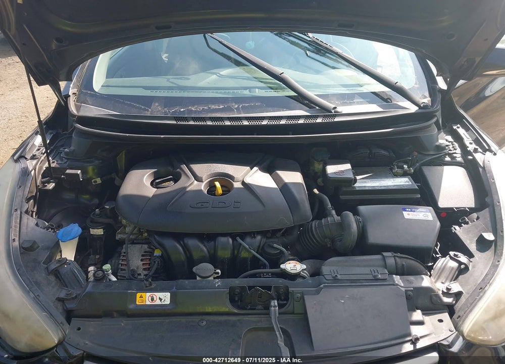 2015 HYUNDAI ELANTRA VIN: KMHDH4AH6FU422230