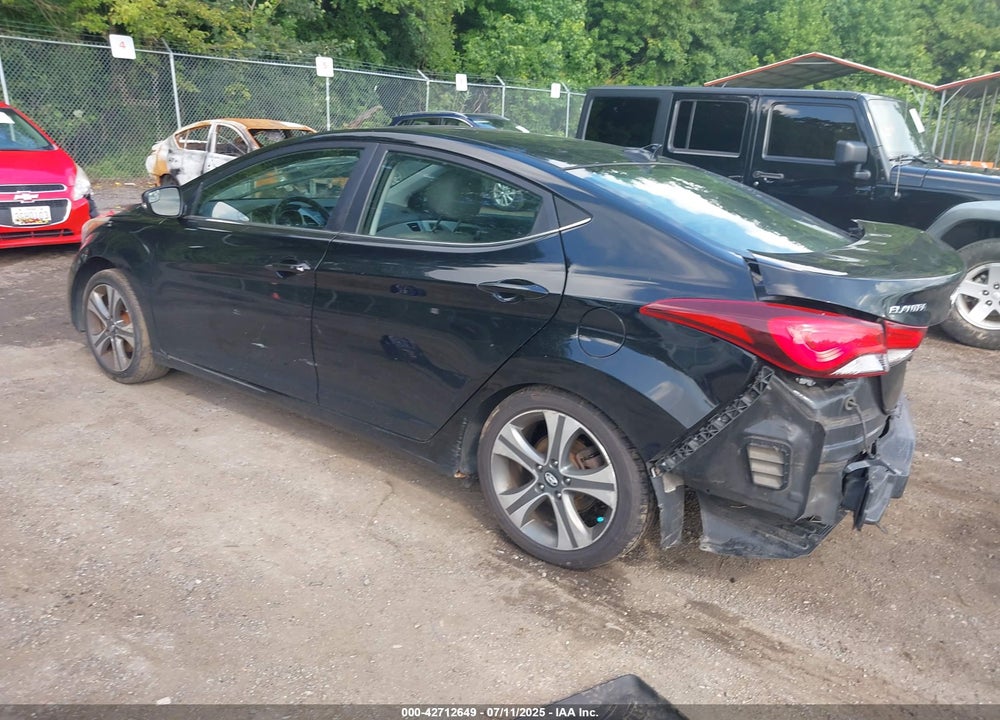 2015 HYUNDAI ELANTRA VIN: KMHDH4AH6FU422230