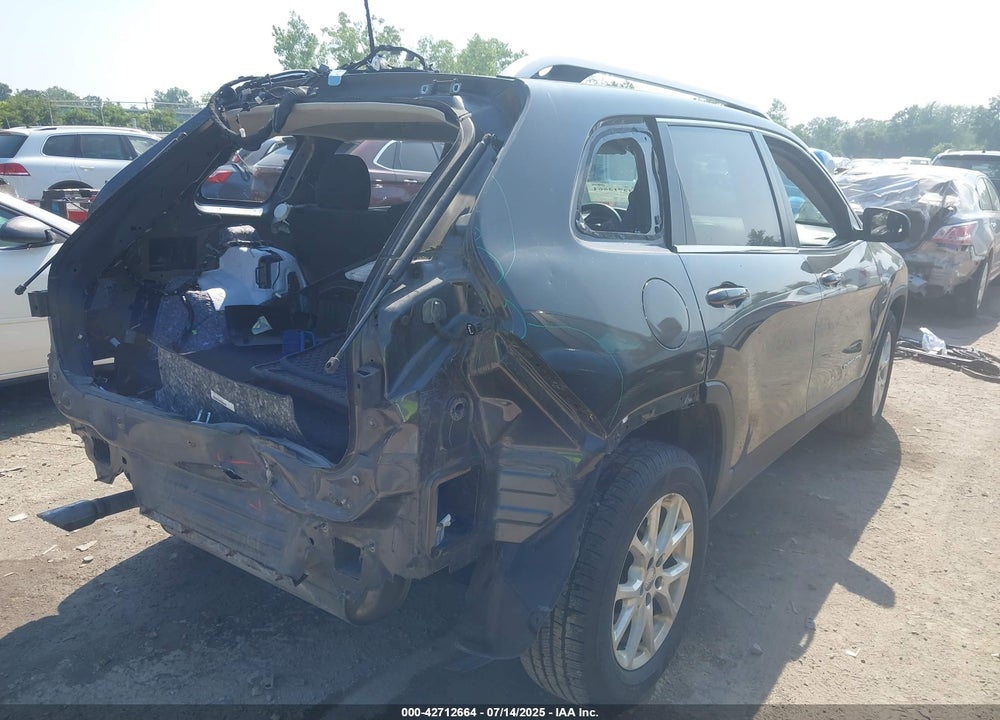 2016 JEEP CHEROKEE VIN: 1C4PJMCB4GW120472