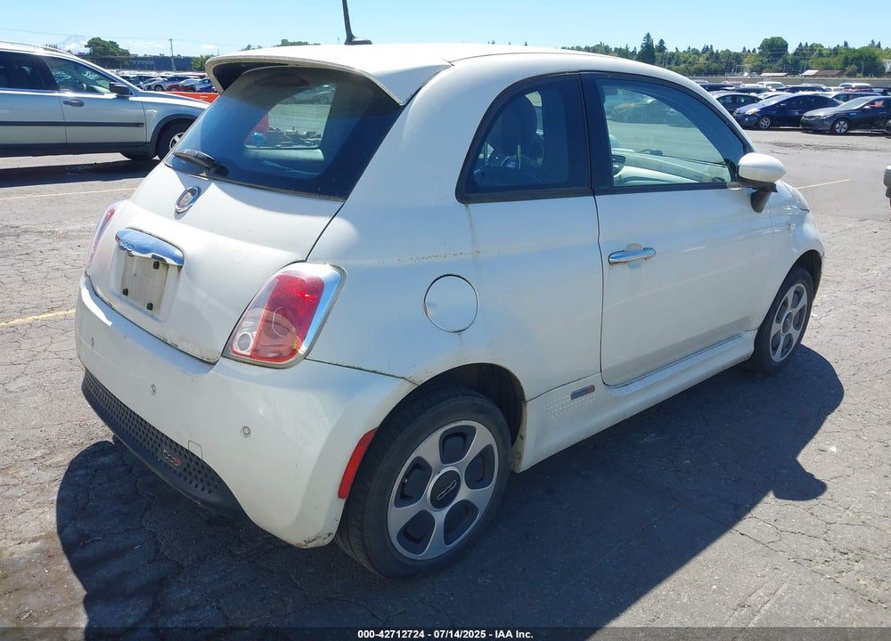 2014 FIAT 500E VIN: 3C3CFFGE3ET291138