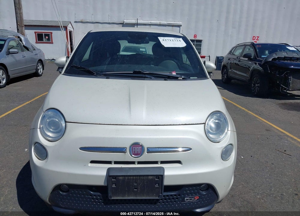 2014 FIAT 500E VIN: 3C3CFFGE3ET291138