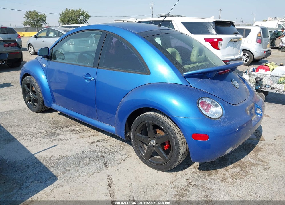 2000 VOLKSWAGEN NEW BEETLE GLS 1.8L TURBO VIN: 3VWCD21C9YM488215