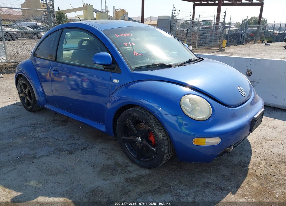 2000 VOLKSWAGEN NEW BEETLE GLS 1.8L TURBO VIN: 3VWCD21C9YM488215