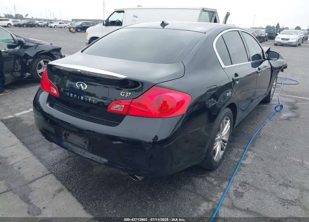 2011 INFINITI G37 JOURNEY VIN: JN1CV6AP3BM301230
