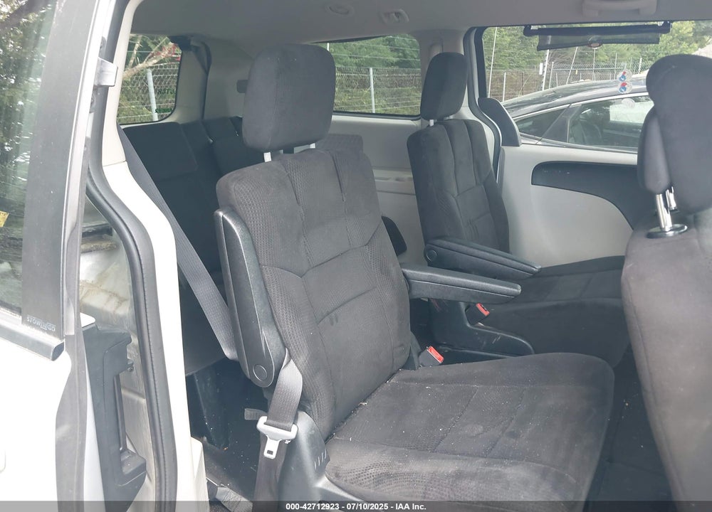 2012 DODGE GRAND CARAVAN SXT VIN: 2C4RDGCG8CR167598