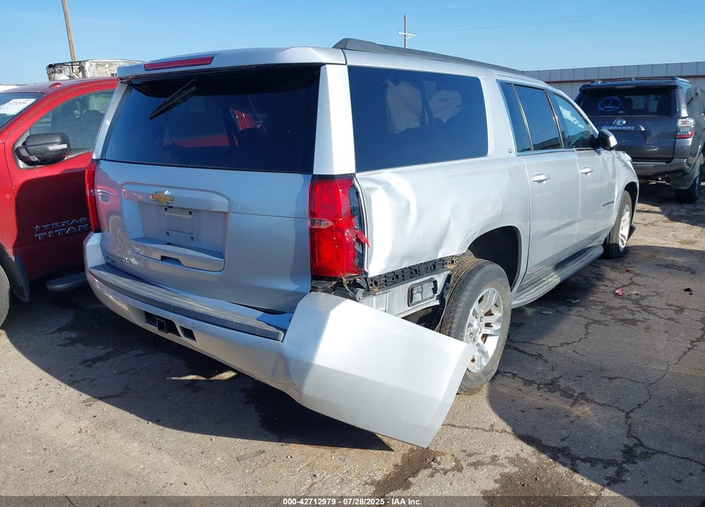 2017 CHEVROLET SUBURBAN VIN: 1GNSCHKC3HR225596