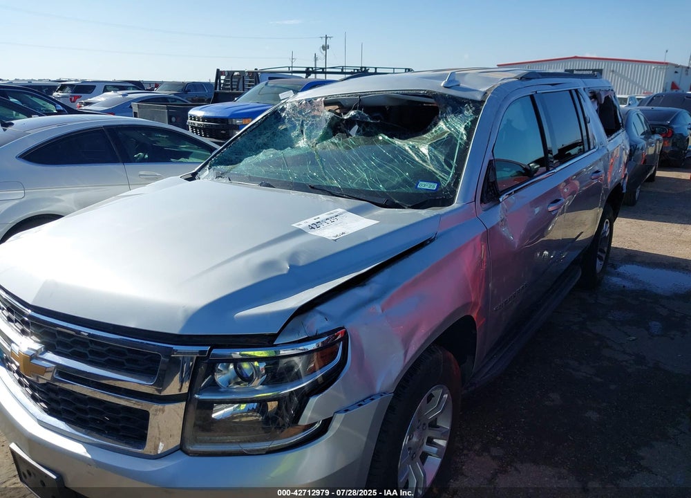 2017 CHEVROLET SUBURBAN VIN: 1GNSCHKC3HR225596