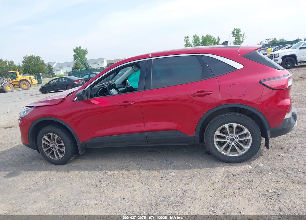 2022 FORD ESCAPE VIN: 1FMCU9G63NUC00608