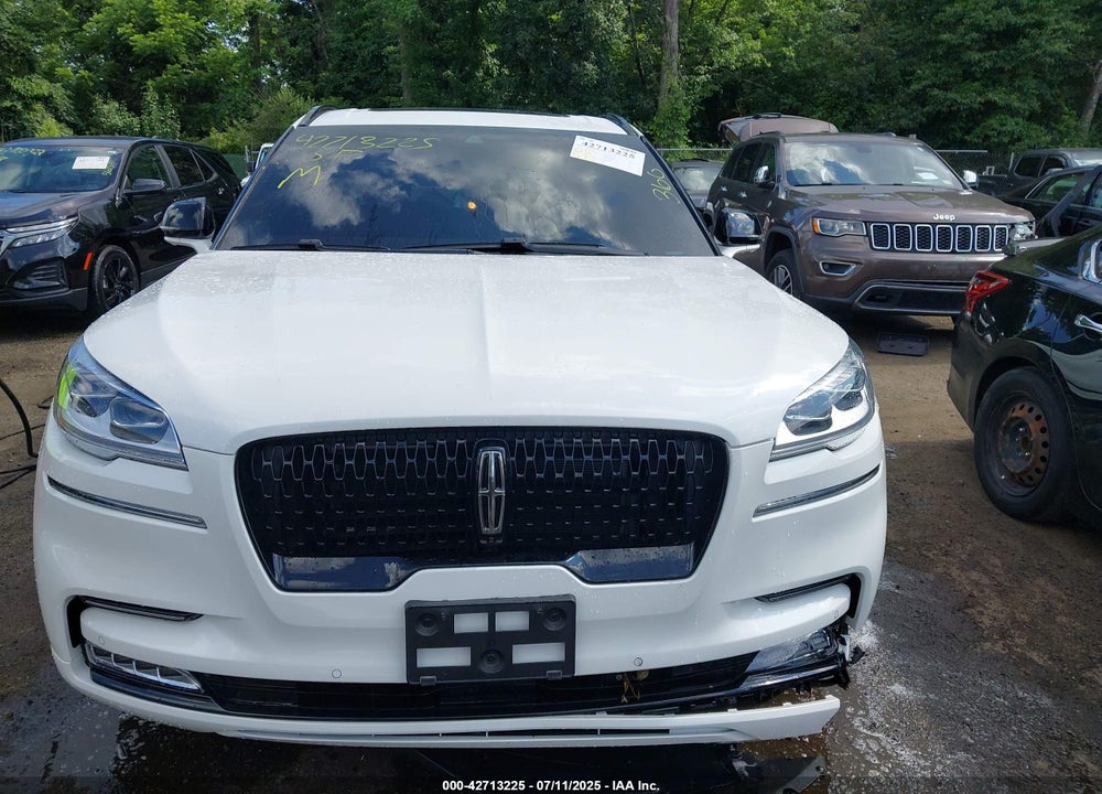 2024 LINCOLN AVIATOR VIN: 5LM5J9XC0RGL07608