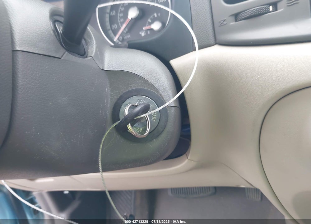 2008 HYUNDAI ACCENT GLS VIN: KMHCN46C68U277338