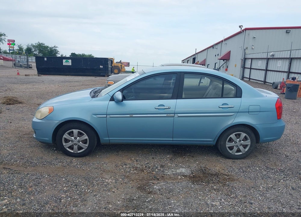 2008 HYUNDAI ACCENT GLS VIN: KMHCN46C68U277338