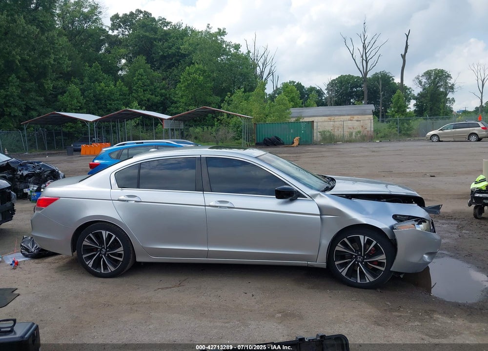 2010 HONDA ACCORD VIN: 1HGCP2F83AA010925