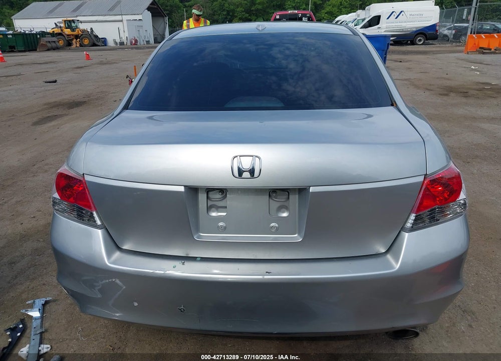 2010 HONDA ACCORD VIN: 1HGCP2F83AA010925