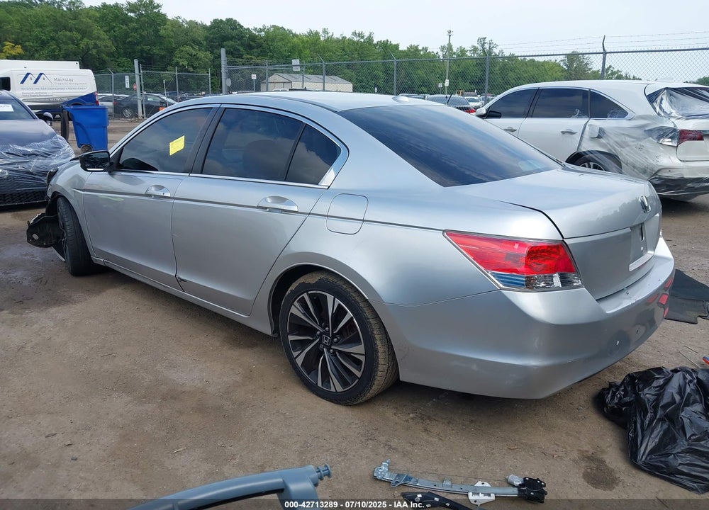 2010 HONDA ACCORD VIN: 1HGCP2F83AA010925