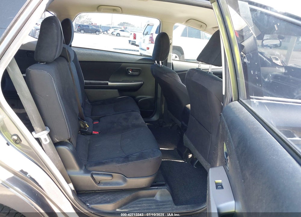 2015 TOYOTA PRIUS V THREE VIN: JTDZN3EU9FJ035614
