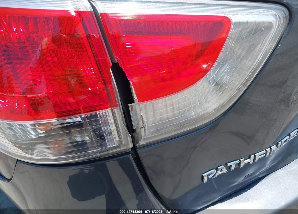 2014 NISSAN PATHFINDER VIN: 5N1AR2MM0EC658552