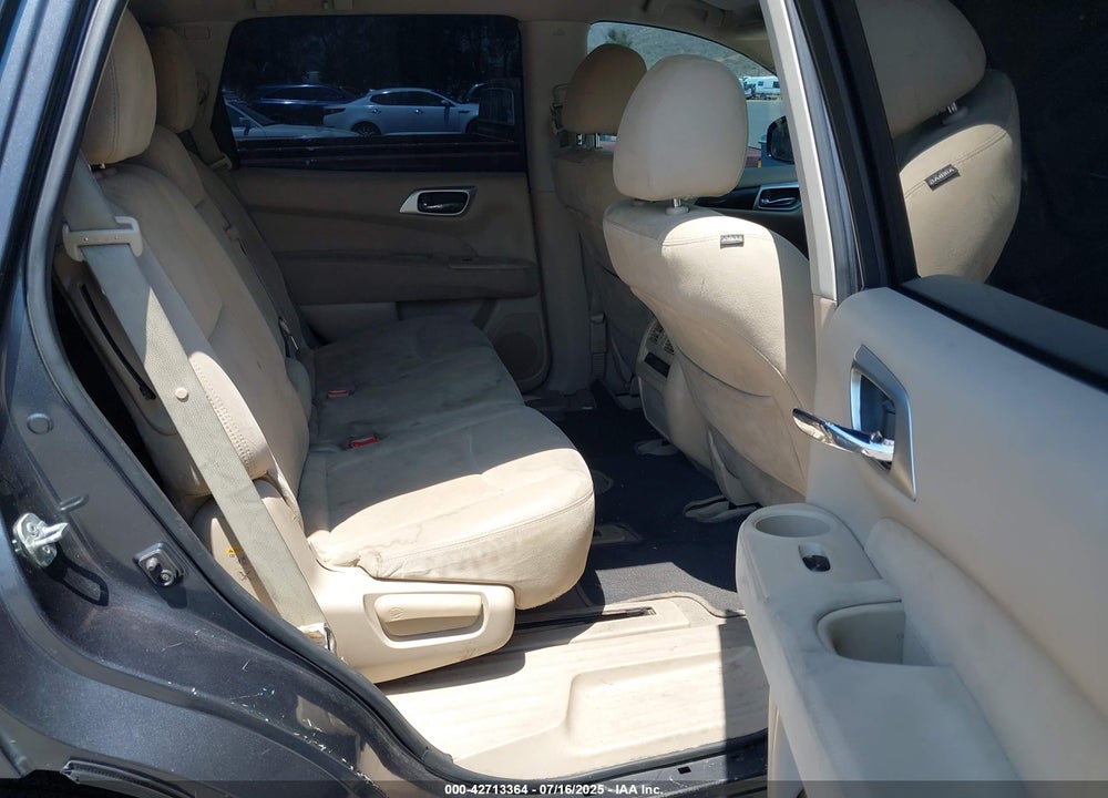 2014 NISSAN PATHFINDER VIN: 5N1AR2MM0EC658552