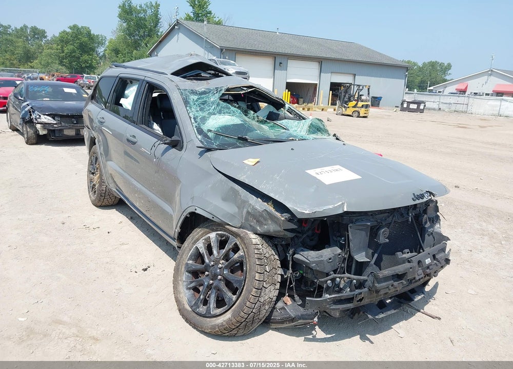2020 JEEP GRAND CHEROKEE VIN: 1C4RJFAG2LC241502