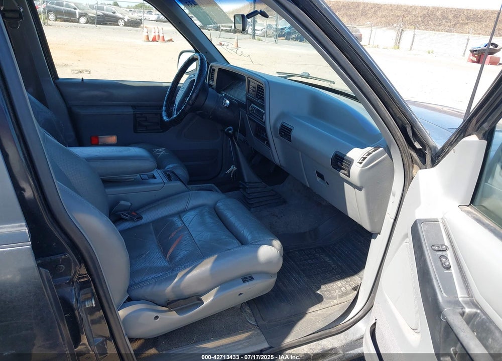 1991 FORD EXPLORER VIN: 1FMDU34X7MUE01635